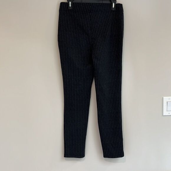 Max Studio Womens Slim Pants Sz M. Black Gray Striped Pull On - Picture 5 of 11